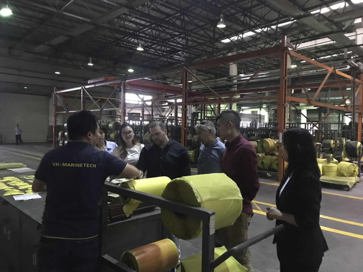 Brazilian customers visit the factory